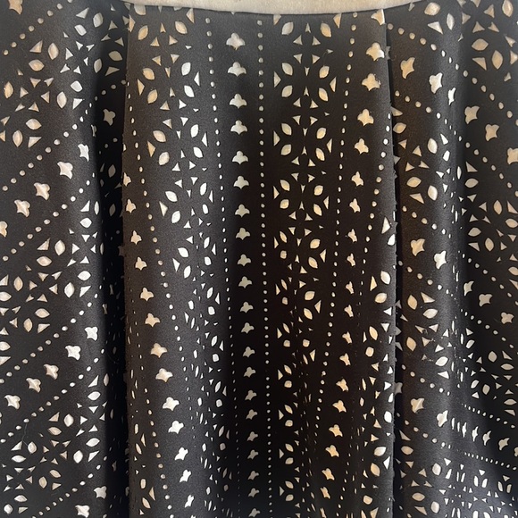 Kids dress - Picture 3 of 4